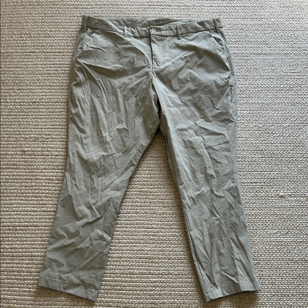 Men's Classic Performance Khaki Pants